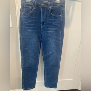 Women’s Venus Straight Leg Jeans